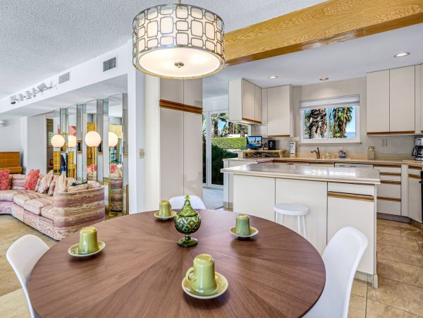 Palm Springs Home 1013294