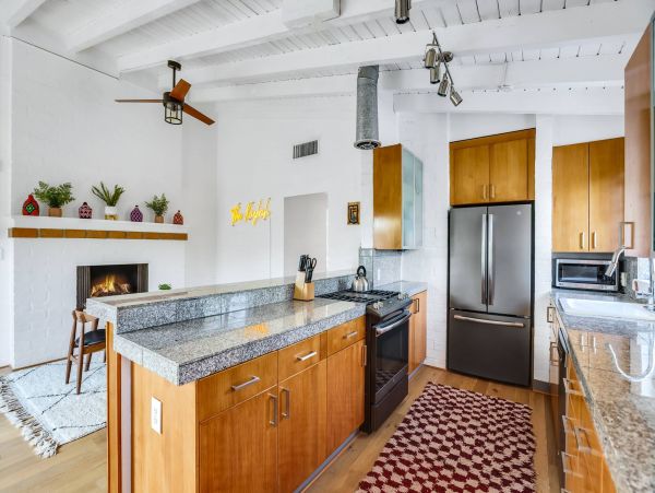 Palm Springs Home 1013295