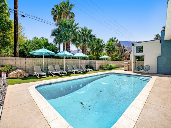 Palm Springs Home 1013306