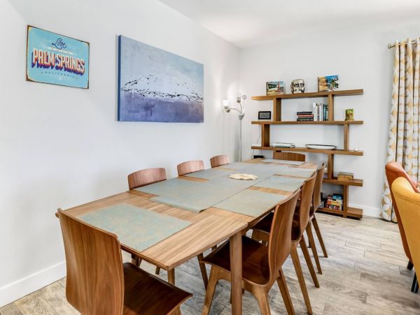 Palm Springs Home 1013314