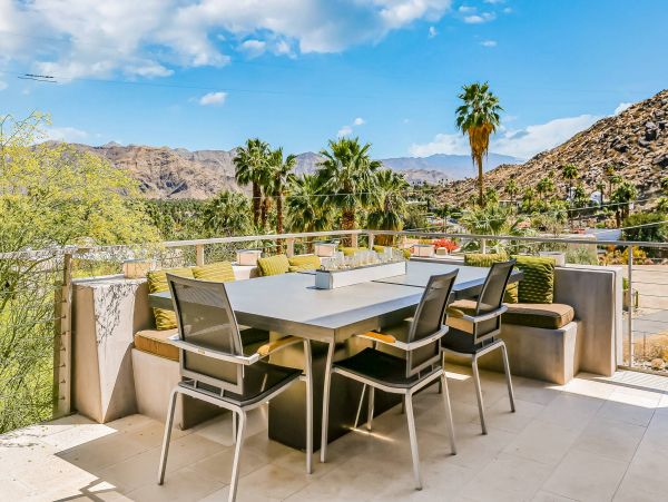 Palm Springs Home 1013321