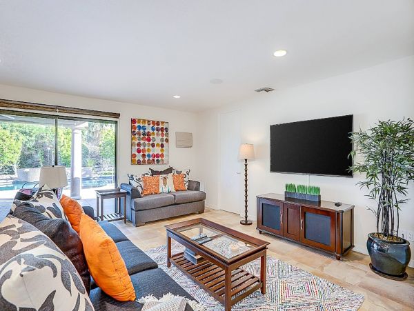 Palm Springs Home 1013323