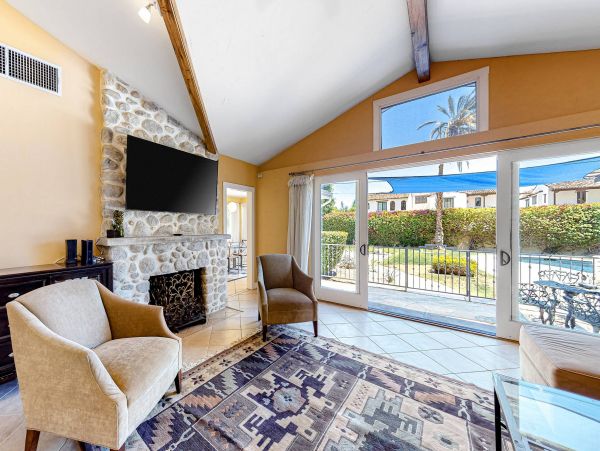 Palm Springs Home 1013327