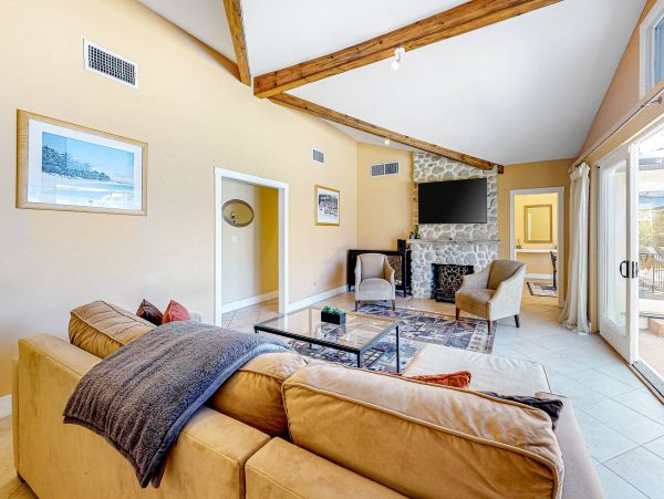Palm Springs Home 1013327