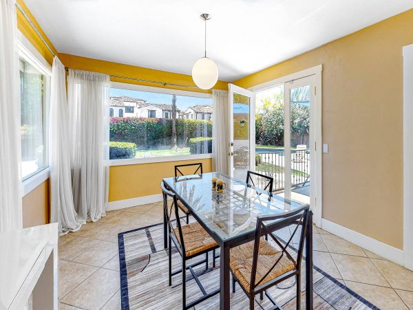 Palm Springs Home 1013327