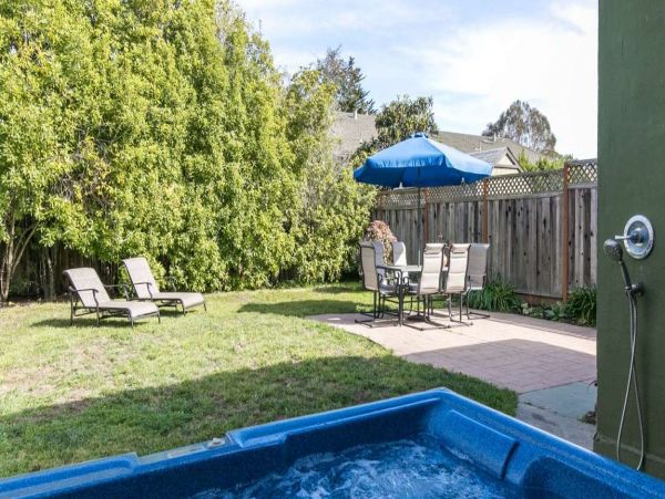 Santa Cruz County Home 1013329