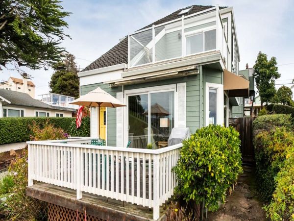Santa Cruz County Home 1013331