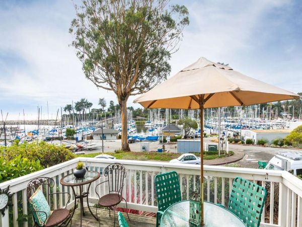 Santa Cruz County Home 1013331
