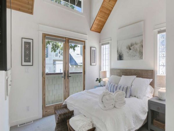 Santa Cruz County Home 1013338