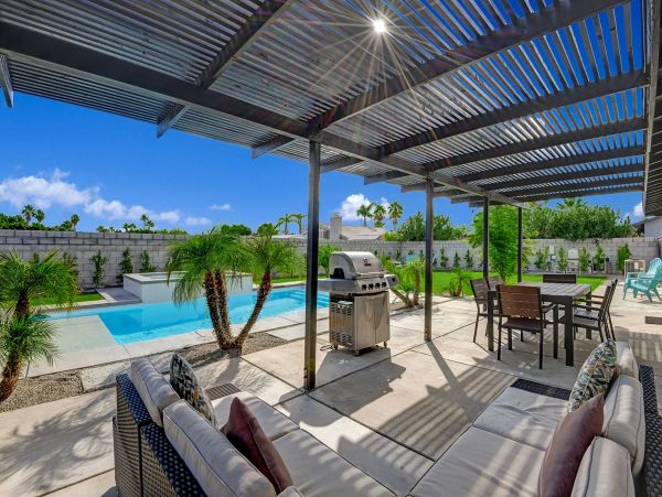 Palm Springs Home 1013347