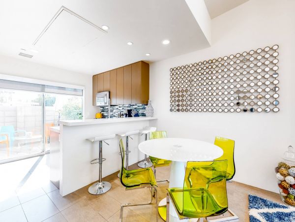 Palm Springs Home 1013349