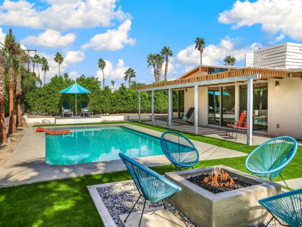 Palm Springs Home 1013357