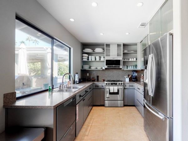 Palm Springs Home 1013358
