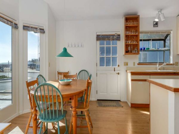 Santa Cruz County Home 1013359