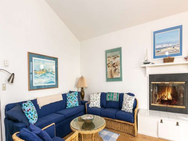 Santa Cruz County Home 1013359