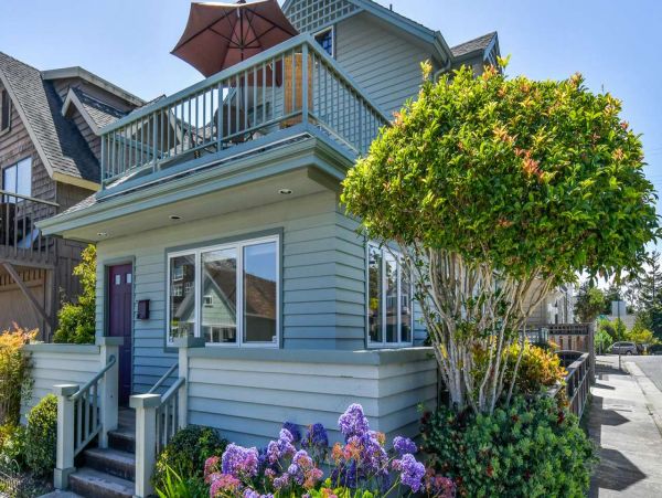 Santa Cruz County Home 1013360