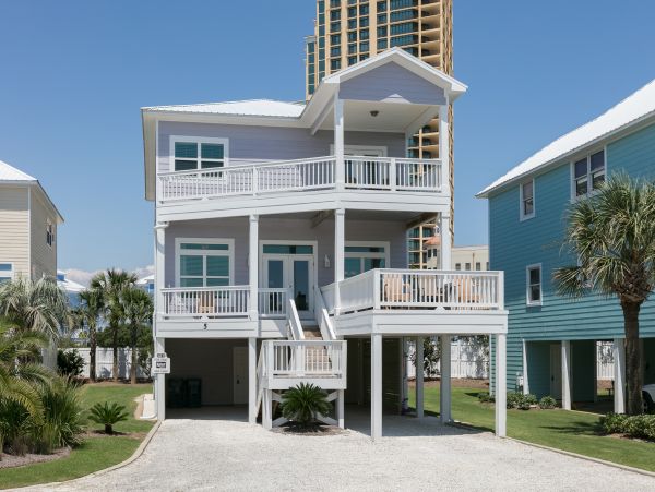 Charming 6 Bedroom Vacation Getaway in Orange Beach