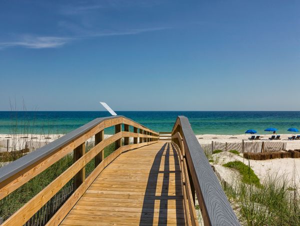 Charming 6 Bedroom Vacation Getaway in Orange Beach