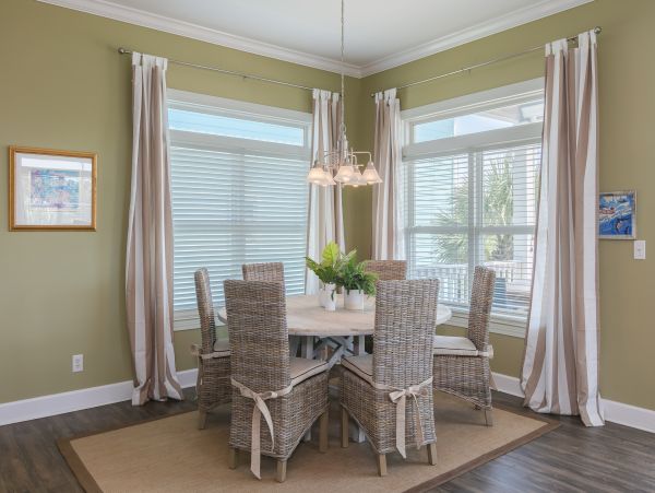 Charming 6 Bedroom Vacation Getaway in Orange Beach