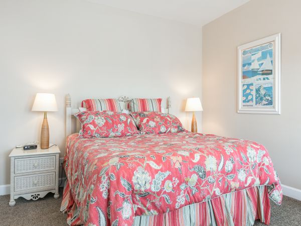 Charming 6 Bedroom Vacation Getaway in Orange Beach