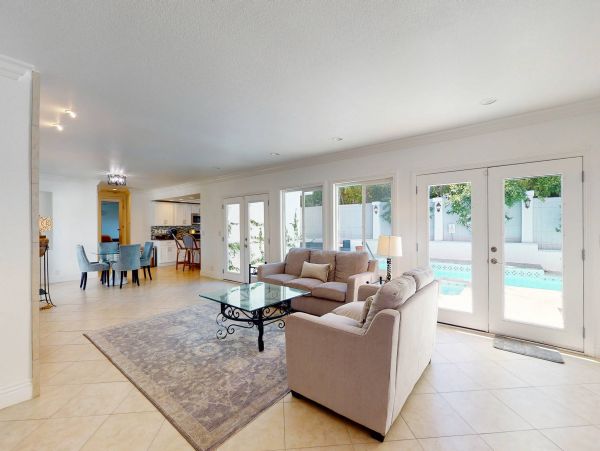 Palm Springs Home 1013483