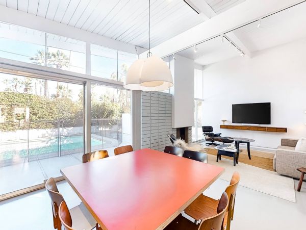 Palm Springs Home 1013488
