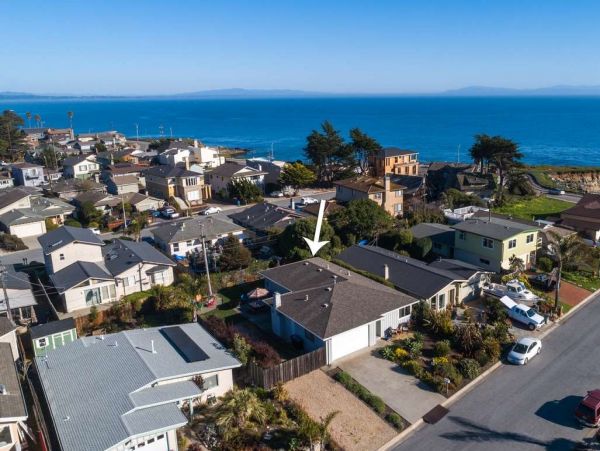 Santa Cruz County Home 1013508