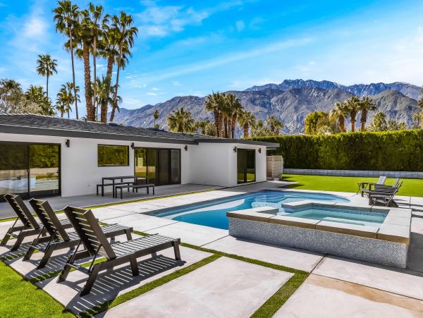 Palm Springs Home 1013510