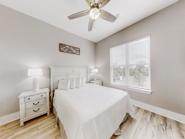 Orange Beach 8 Bedroom Home with Shared Pool & Grill Sleeps 20