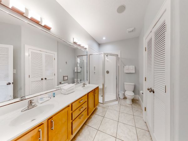 Orange Beach 8 Bedroom Home with Shared Pool & Grill Sleeps 20