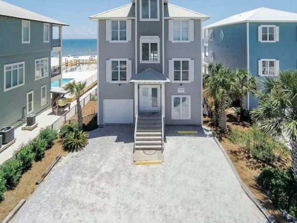 Orange Beach 8 Bedroom Home with Shared Pool & Grill Sleeps 20