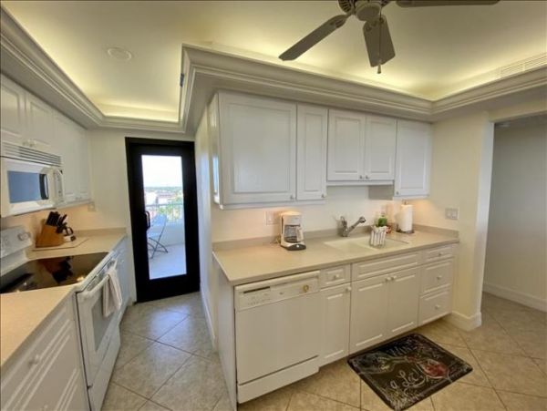 Gulf Views Marco Island Vacation Condo Two Bedroom