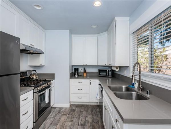 San Diego Beach Communities North Home 1013546