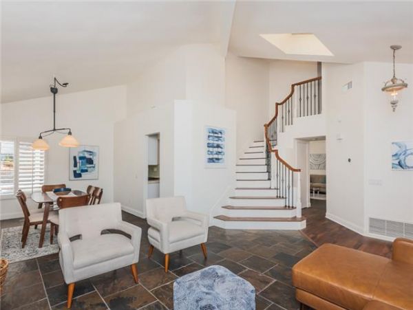 San Diego Beach Communities North Home 1013549