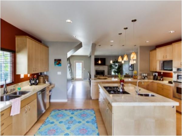 San Diego Beach Communities North Home 1013554