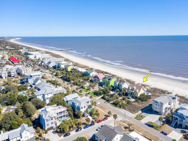 Ocean Front 4 Bedroom Home in Isle of Palms