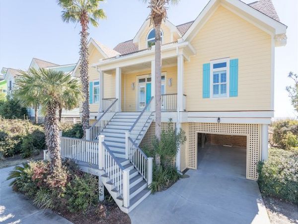 Ocean Front 4 Bedroom Home in Isle of Palms