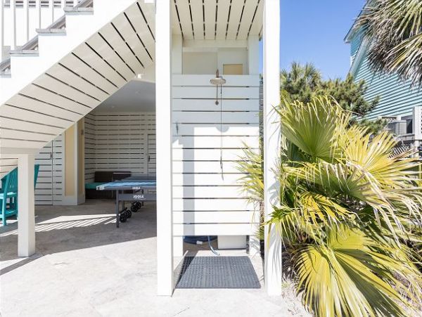 Ocean Front 4 Bedroom Home in Isle of Palms