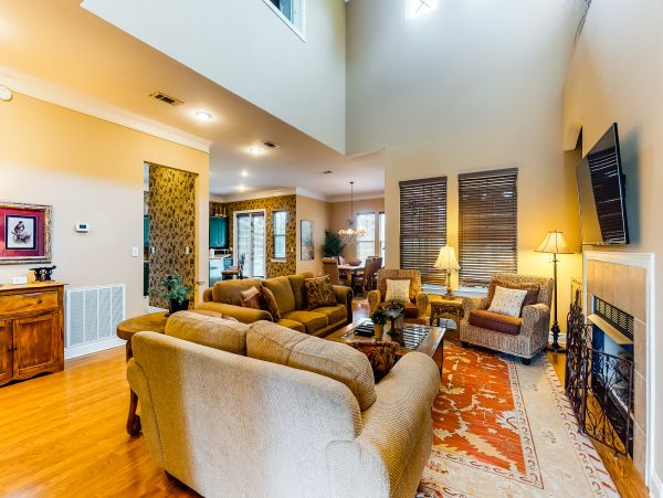 Luxurious four bedroom home near the beach with resort amenities