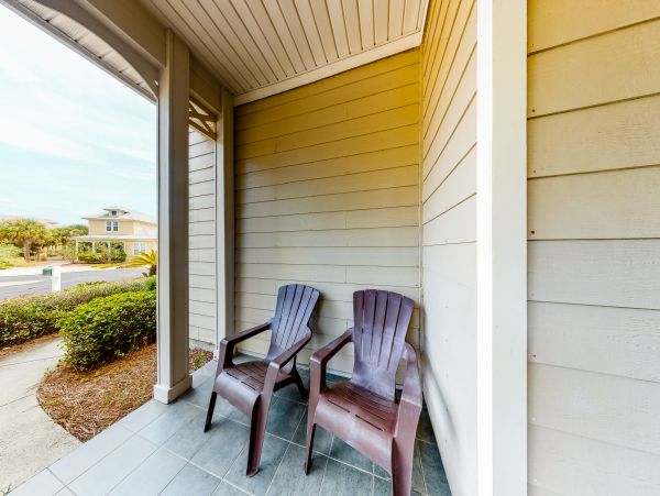 Luxurious four bedroom home near the beach with resort amenities