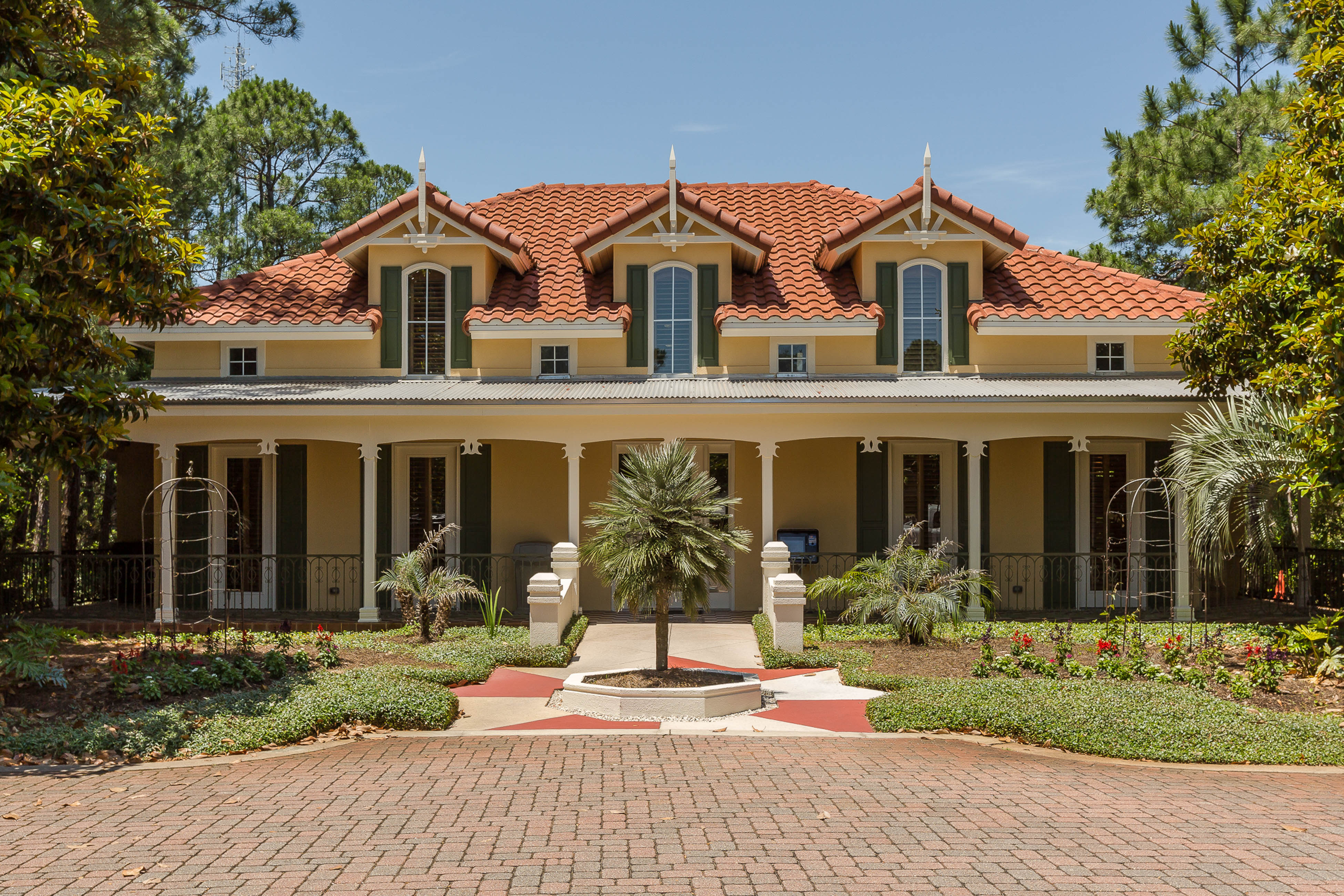 Luxurious four bedroom home near the beach with resort amenities