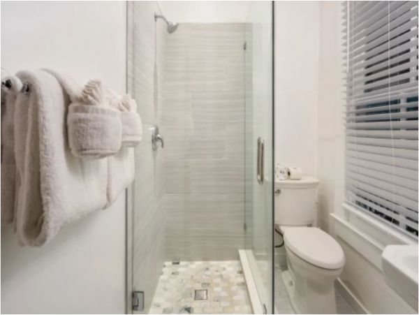Luxury Key West Nine Bedroom Vacation Pool Home Sleeps 18