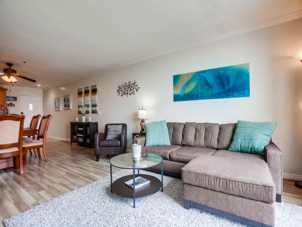 Lovely San Diego Vacation Condo Short Walk to Beach