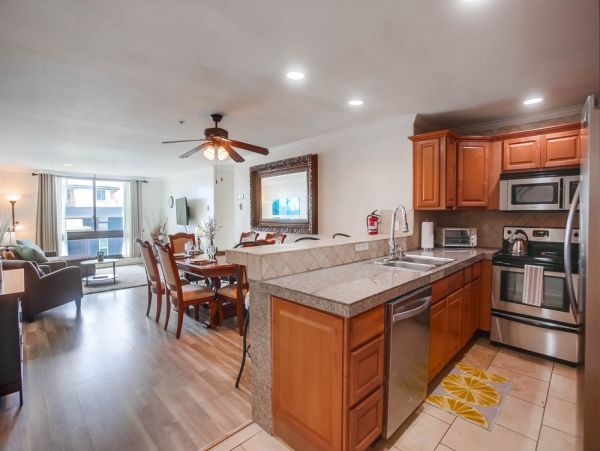 Lovely San Diego Vacation Condo Short Walk to Beach