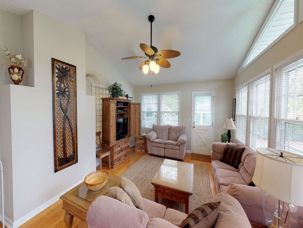 Four Bedroom Home with Patio & Pool in Isle of Palms