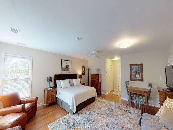 Four Bedroom Home with Patio & Pool in Isle of Palms
