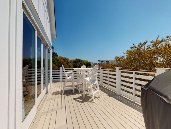 Four Bedroom Home in Isle of Palms Sleeps 10