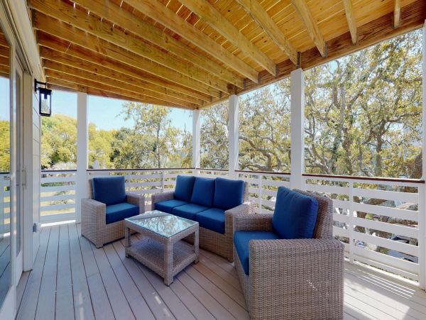 Four Bedroom Home in Isle of Palms Sleeps 10