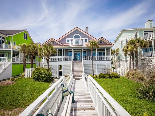 Isle of Palms Four Bedroom Home Beach View Sleeps 10
