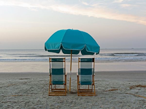 Charming 3 Bedroom Home in Isle of Palms Walk to Beach